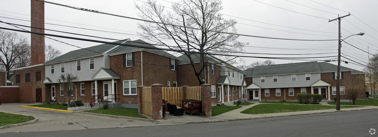 Primary Photo - The Kenney Apartments