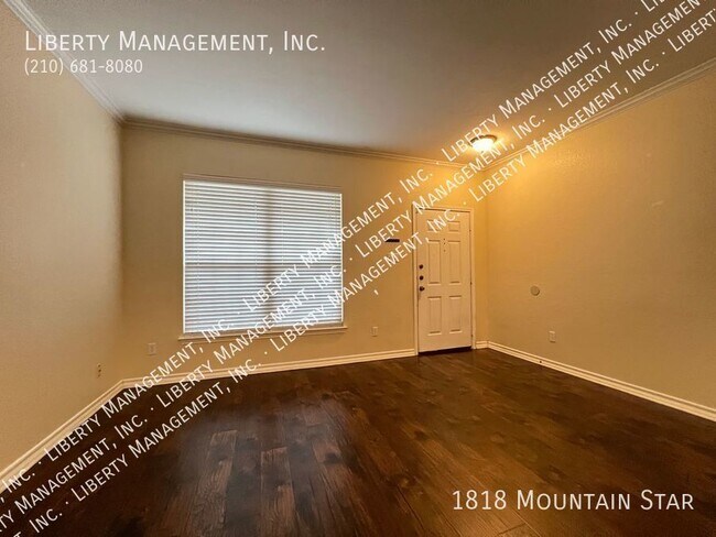Foto del edificio - Beautiful 4 Bedroom, 2.5 Bath Home