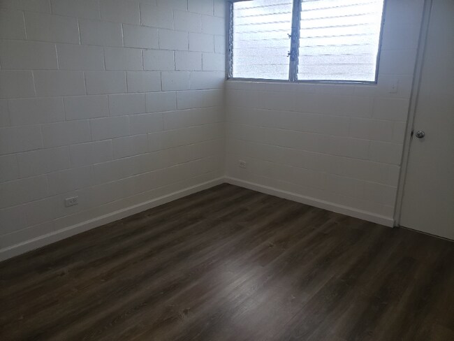 Building Photo - 1508 Ke’eaumoku St