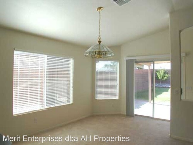 Building Photo - 3 br, 2 bath House - 2640 E ANDERSON DR
