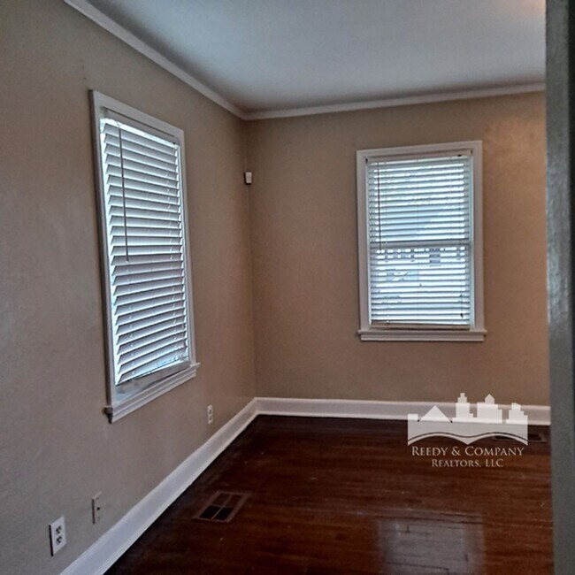 Foto del edificio - 3638 Marion Ave