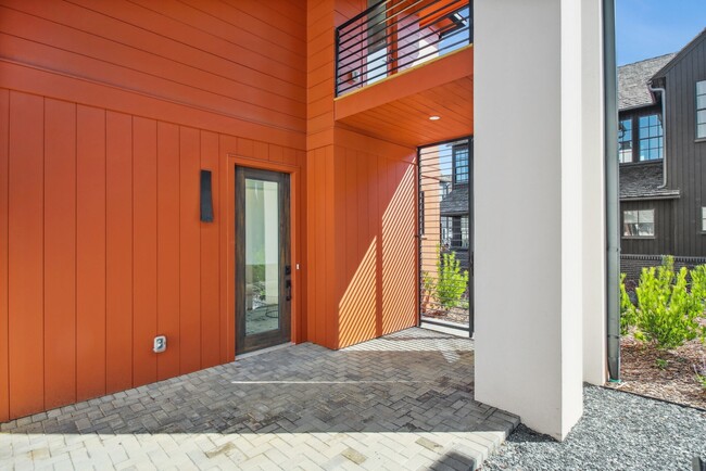 Building Photo - 275 Kelmscott Ln