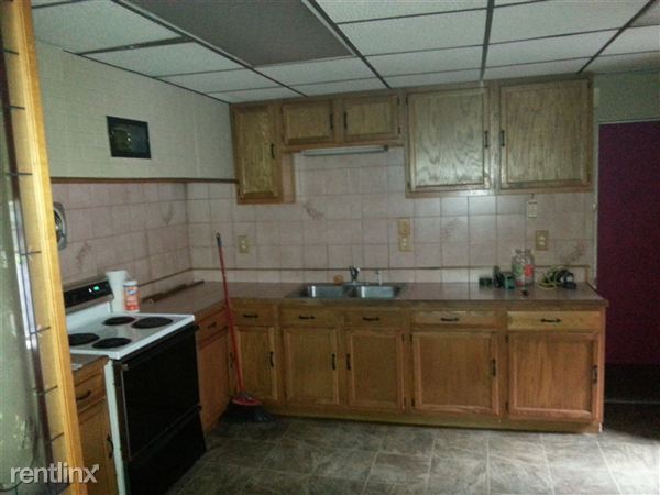 Building Photo - 395 Camp Rock Hill Rd