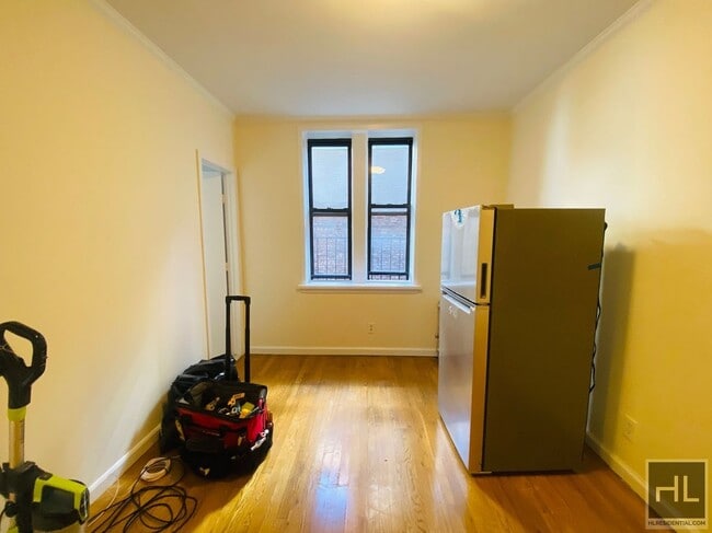 Building Photo - WEST 45 STREET