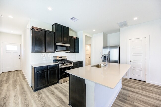 Building Photo - 2907 Crown Gate Dr
