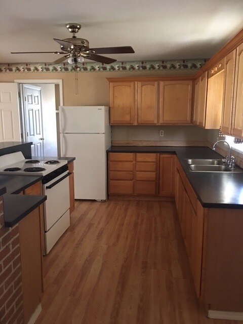 Foto del edificio - 22950 Sweetin Ln