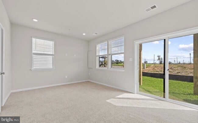 Foto del edificio - 329 Ensemble Wy