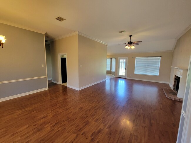 Foto del edificio - Stockwell Place 4 BR / 2 BA