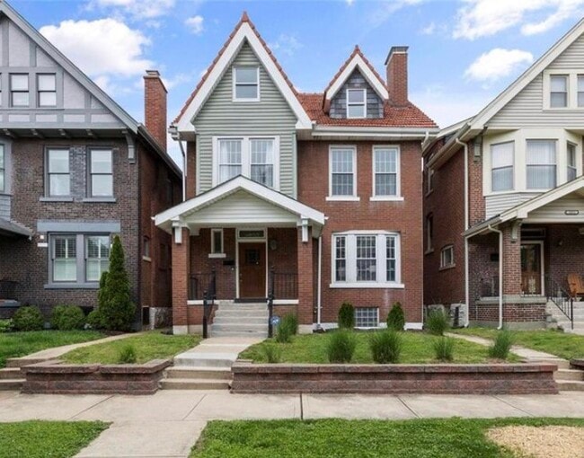 Foto del edificio - 5855 De Giverville Ave