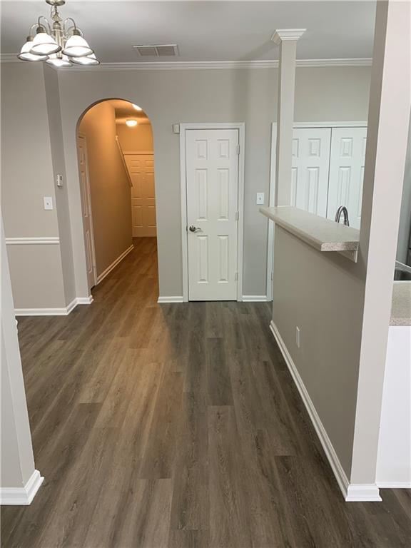 Building Photo - 4836 Sierra Way
