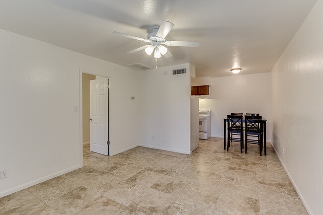 Building Photo - Pecan Tree Apartments