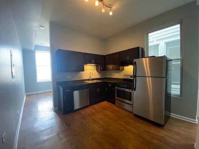 Foto del edificio - 1104 W 18th St