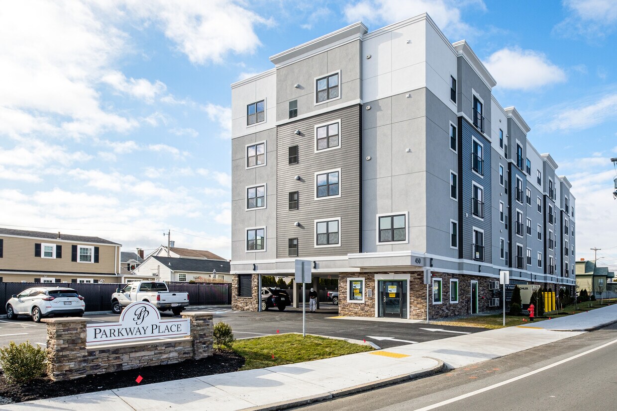 450 American Legion Hwy Unit 204, Revere, MA 02151 Condo for Rent in