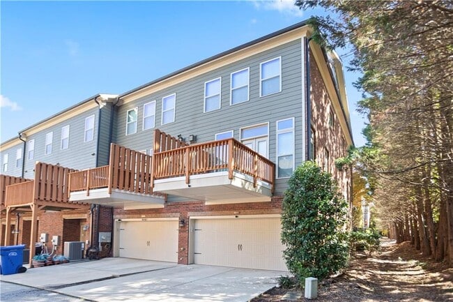 Foto del edificio - 2253 Lavista Ct NE