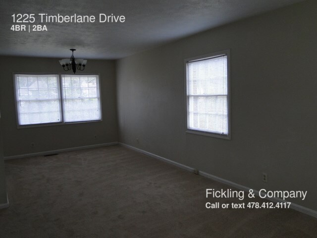 Building Photo - 1225 Timberlane Dr