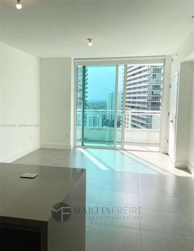 Building Photo - 1080 Brickell Ave