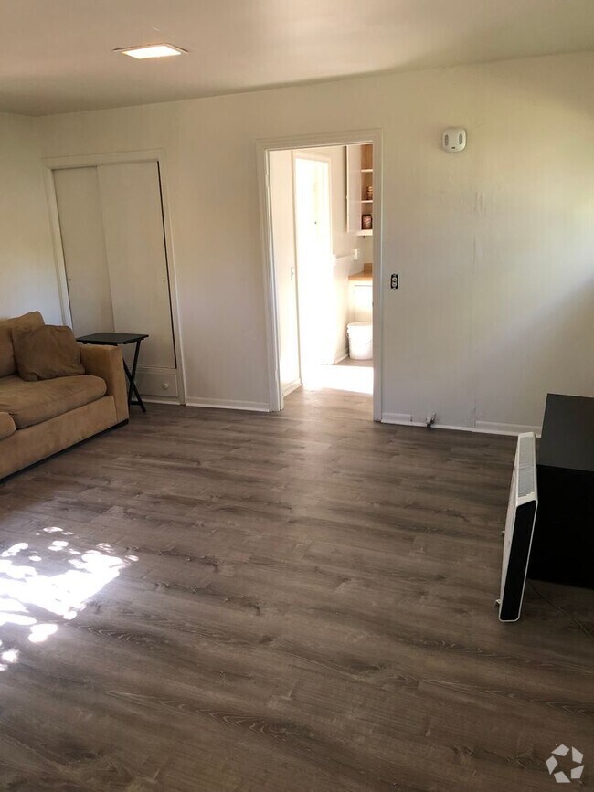 Floral Apartments for Rent Chico, CA 2 Rentals