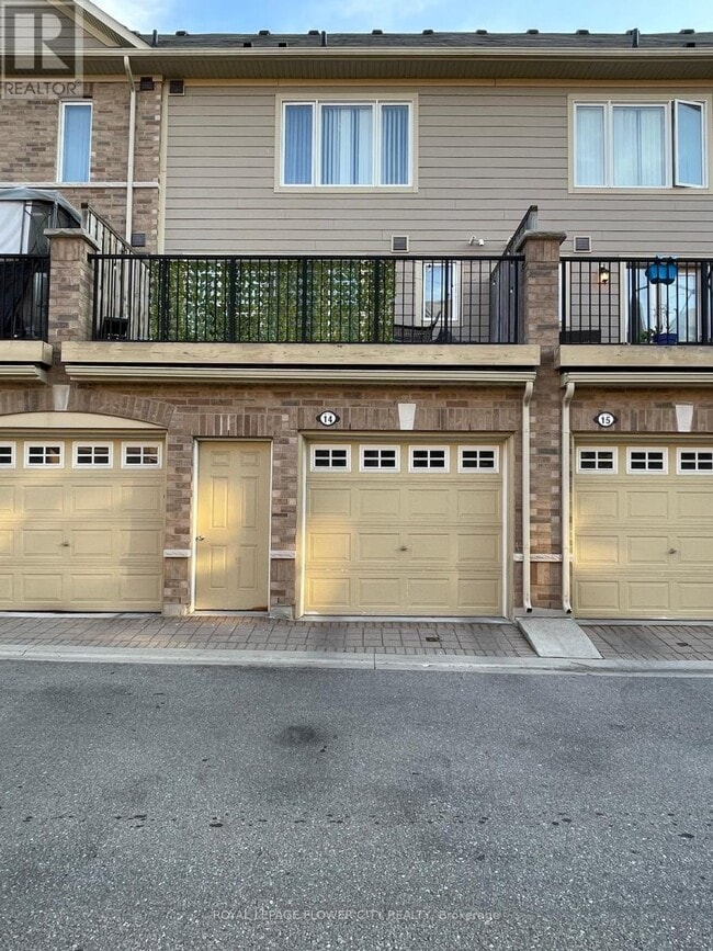 Building Photo - 3135 Boxford Cres