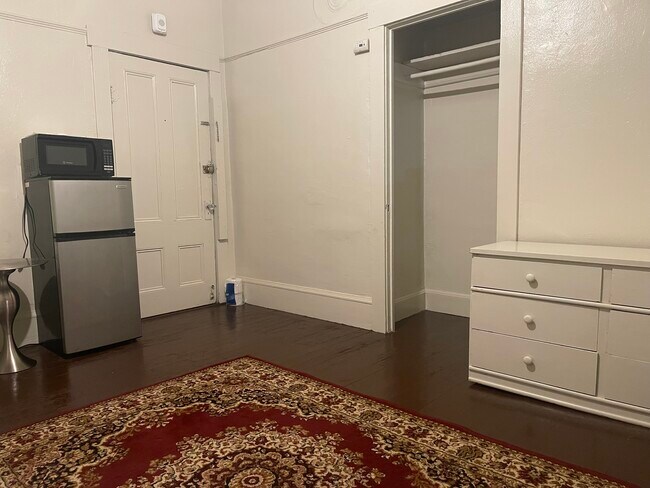 Foto del edificio - 1086 41st St