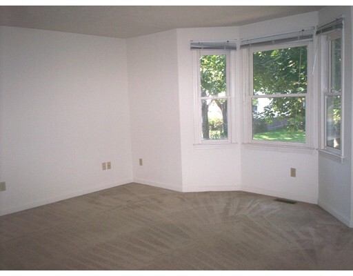 Building Photo - 294 Newtonville Ave