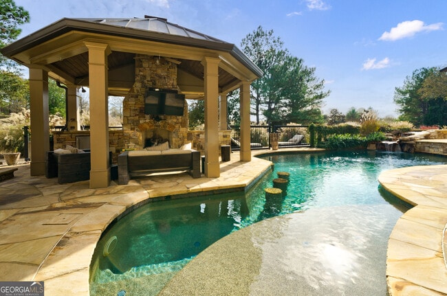 Building Photo - 521 Brendlynn Ct