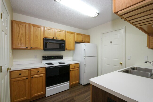 Building Photo - 1932 Kyle Way