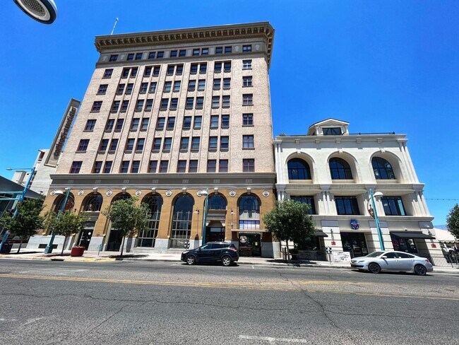 Foto del edificio - 219 Central Ave NW