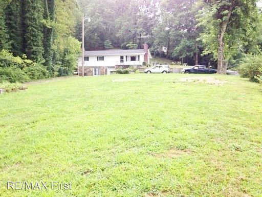 Building Photo - 4093 Payne Hollow Rd