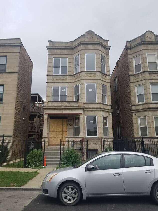 Primary Photo - 3550 W 13th Pl