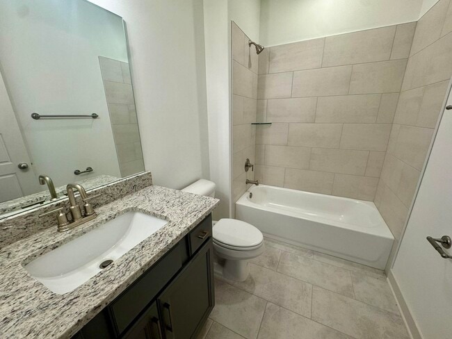 Building Photo - 595 Mount Laurel Dr