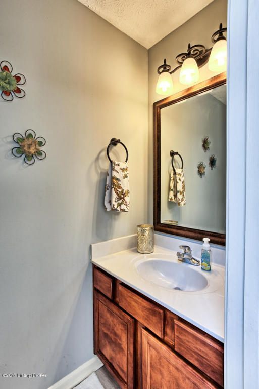 Building Photo - 9217 Eminence Ct