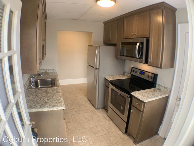 Foto del edificio - 815-843 Burke St