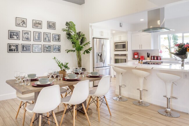 Foto del edificio - 13333 Kittridge St