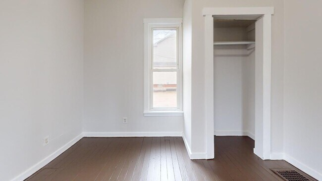 Foto del edificio - 1408 Maple Ave NE
