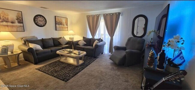 Foto del edificio - 294 Berkshire Ln