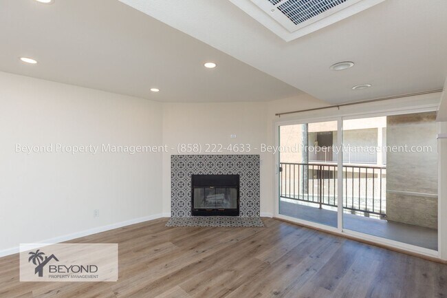 Foto del edificio - 4452 Mentone St