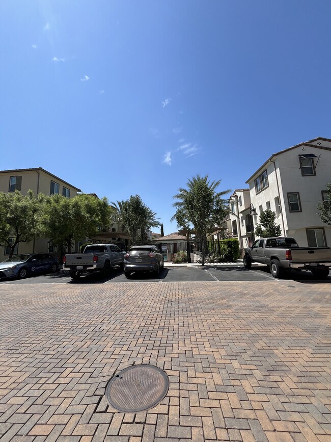 Foto del edificio - 12432 Constellation St