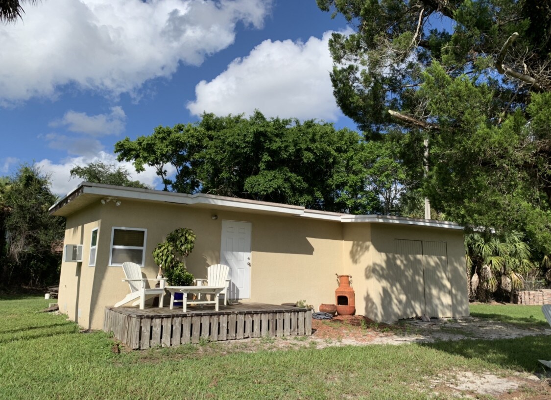 6614 Belvedere Rd, West Palm Beach, FL 33413 Apartments in West Palm Beach, FL