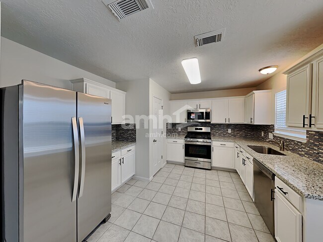 Building Photo - 26881 Monarch Manor Ln