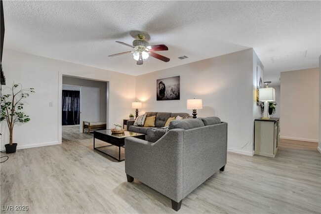 Building Photo - 5171 Reeder Cir