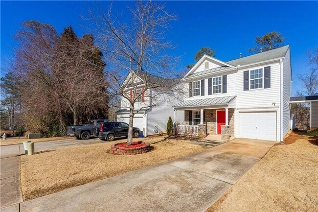 Foto del edificio - Upgraded 3BR/2.5BA | Bonus Flex Room + Out...