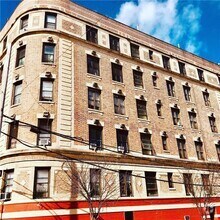 Building Photo - 883 E 165th St