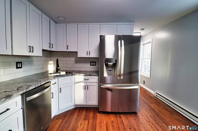 Foto del edificio - 65 North Ave