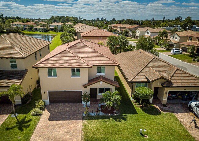 Foto del edificio - 5842 Ashdale Rd