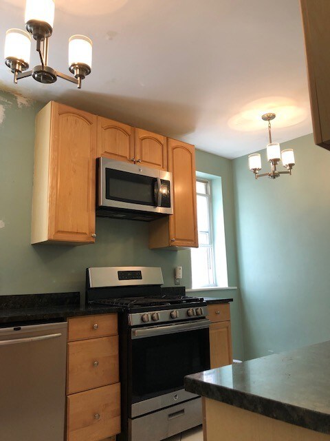 Foto del edificio - 6639 N Greenview Ave