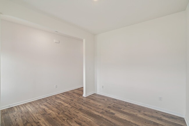 Building Photo - 116 Kaley Ln