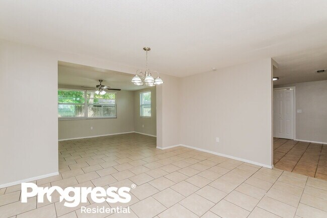 Foto del edificio - 10933 Felsdale Ave