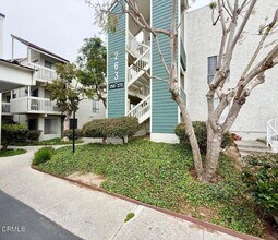 Building Photo - 263 S Ventura Rd