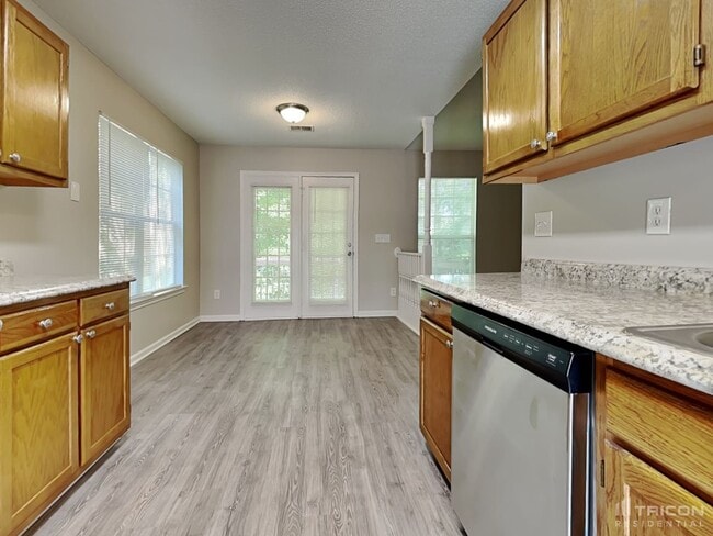 Building Photo - 264 Rolling Rock Rd