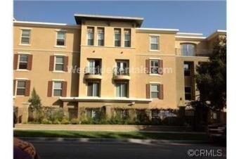 Foto principal - 128 N Oak Knoll Ave